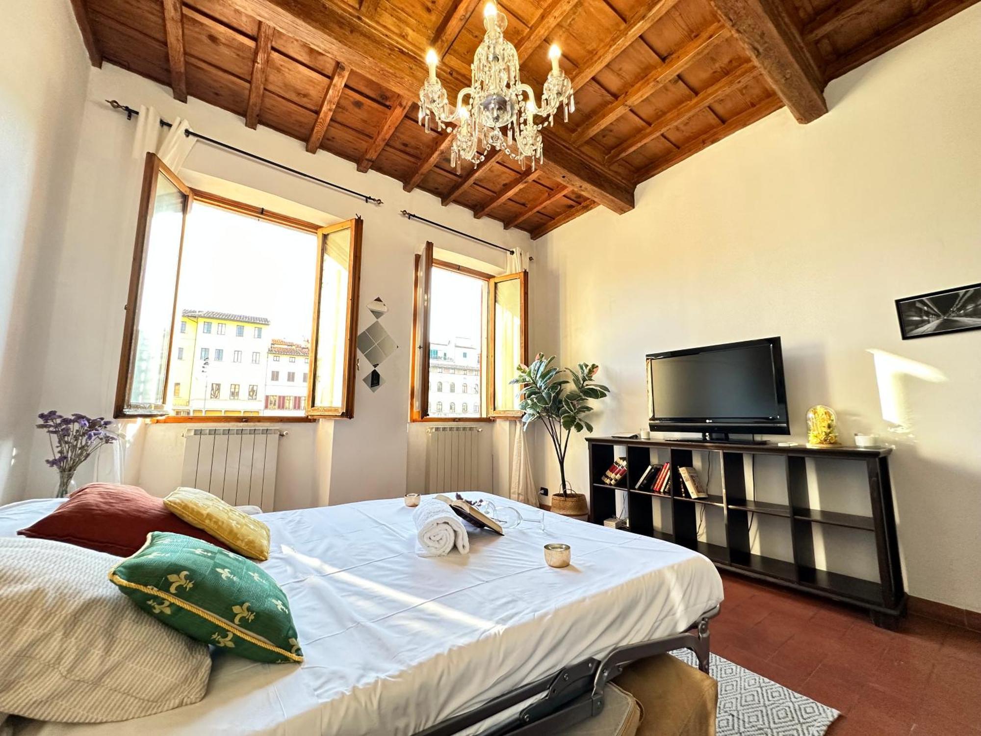 דירות פירנצה Luxurious View On Santa Croce מראה חיצוני תמונה
