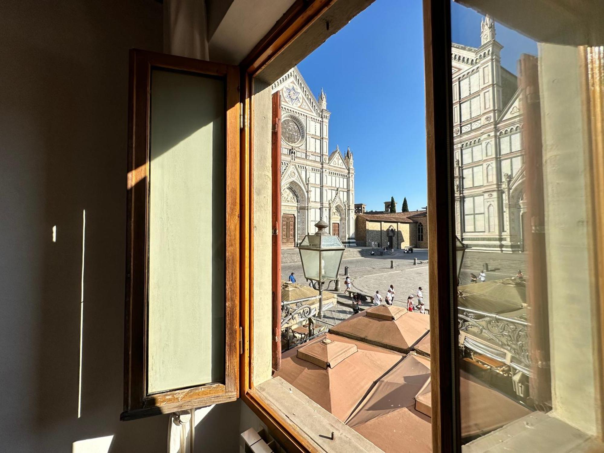 דירות פירנצה Luxurious View On Santa Croce מראה חיצוני תמונה